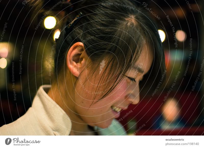 Töpfchen Kellner Restaurant Mensch feminin Junge Frau Jugendliche Kopf Gesicht 1 18-30 Jahre Erwachsene Xi'an China Asien Arbeitsbekleidung Uniform