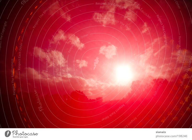 Muleta Umwelt Natur Landschaft Luft Himmel Sonne Sonnenlicht Klima Klimawandel Schönes Wetter Wärme träumen außergewöhnlich rot Endzeitstimmung