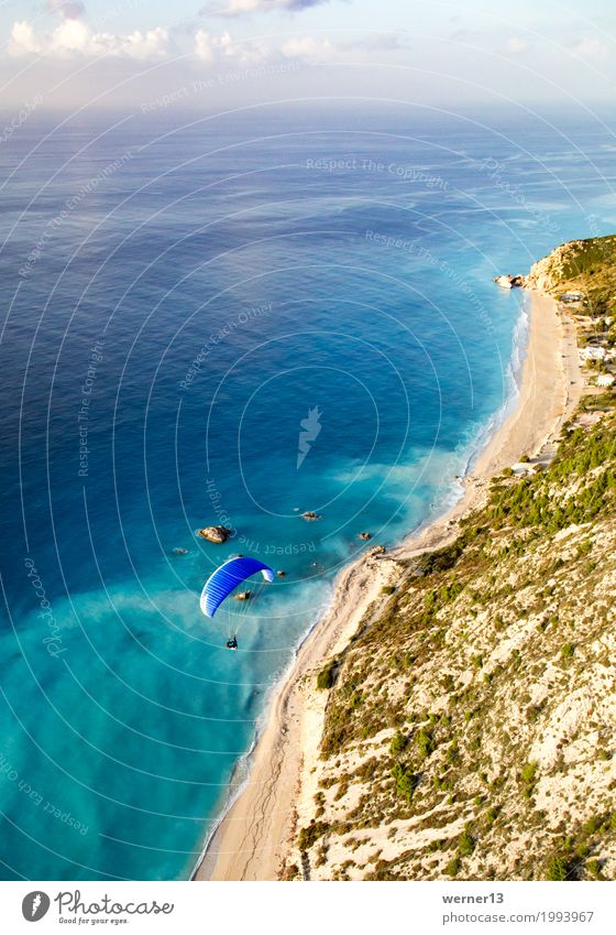 Paragleiten in Lefkada Lifestyle Freizeit & Hobby Ferien & Urlaub & Reisen Tourismus Sommerurlaub Meer Insel Sport Gleitschirmfliegen Umwelt Landschaft Luft