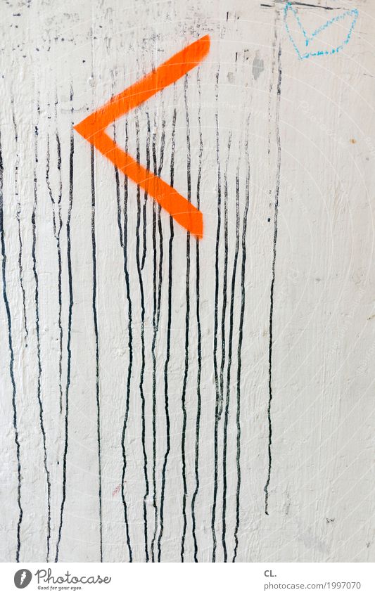 < Mauer Wand Zeichen Schilder & Markierungen Hinweisschild Warnschild Herz Pfeil dreckig orange schwarz weiß Farbe Wege & Pfade Orientierung Graffiti