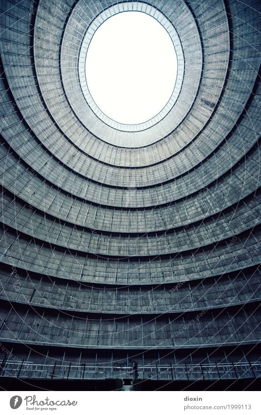 inside the cooling tower [3] Energiewirtschaft Kernkraftwerk Kohlekraftwerk Industrie Menschenleer Industrieanlage Fabrik Turm Bauwerk Gebäude Architektur