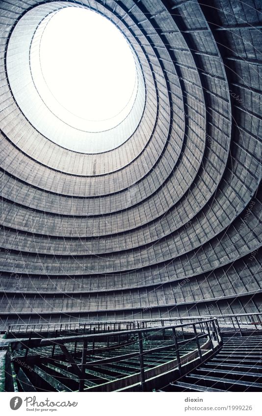 inside the cooling tower [9] Energiewirtschaft Kernkraftwerk Kohlekraftwerk Industrie Menschenleer Turm Bauwerk Gebäude Architektur Mauer Wand außergewöhnlich