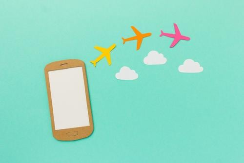 Handy - Flug buchen Ferien & Urlaub & Reisen Sommer PDA Internet Luftverkehr Flugzeug fliegen kaufen Coolness trendy modern Vorfreude planen