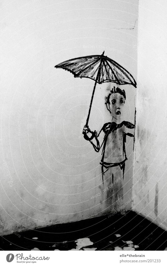 Ich steh im Regen Mensch maskulin 1 Neukölln Wand Regenschirm Schmerz Schwarzweißfoto Innenaufnahme Textfreiraum links Textfreiraum oben Tag