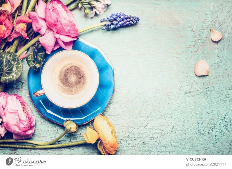 Tasse Kaffee und Sommerblumen aus Garten Getränk Lifestyle Stil Design Dekoration & Verzierung Feste & Feiern Muttertag Blume Liebe retro rosa schick
