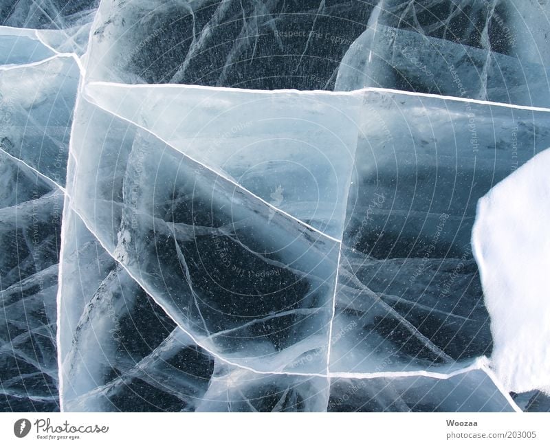 EIS BAIKAL Winter Natur Urelemente Eis Frost See Baikalsee Kristalle frieren ästhetisch authentisch kalt Originalität blau weiß Kraft standhaft Reinheit rein