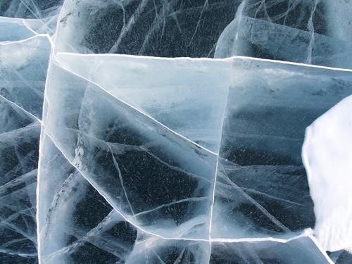 EIS BAIKAL Winter Natur Urelemente Eis Frost See Baikalsee Kristalle frieren ästhetisch authentisch kalt Originalität blau weiß Kraft standhaft Reinheit rein