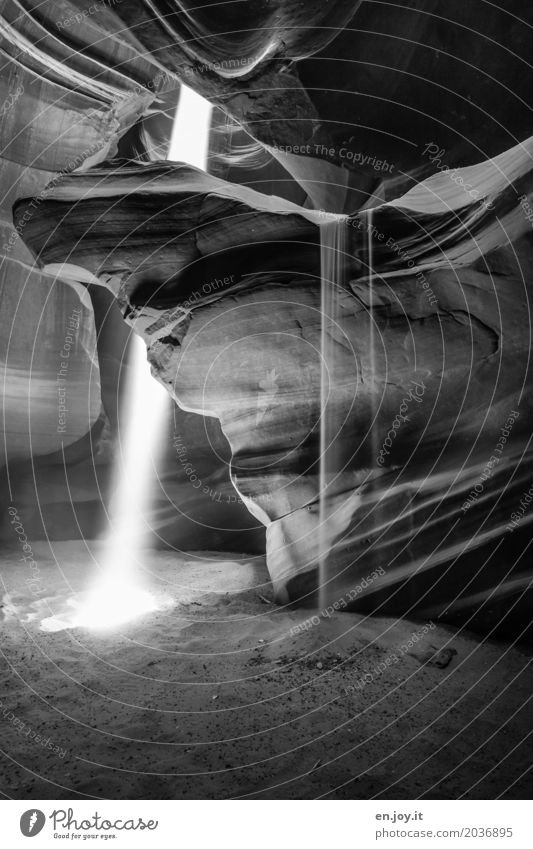 unaufhaltsam Ferien & Urlaub & Reisen Natur Landschaft Urelemente Sand Sonnenlicht Felsen Schlucht Antelope Canyon leuchten außergewöhnlich Kraft Hoffnung