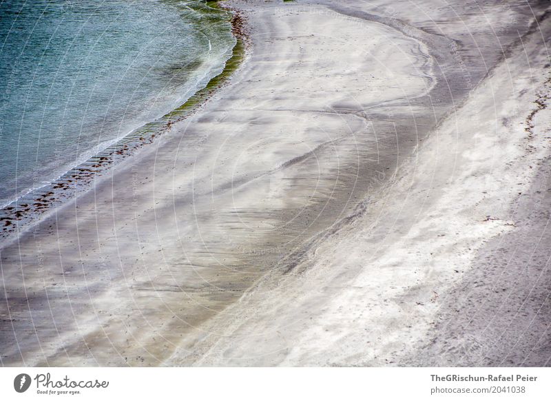 Strand Umwelt Natur blau grau schwarz silber türkis Føroyar leer Meer Küste Strukturen & Formen Verlauf Muster Ferne Farbfoto Außenaufnahme Menschenleer
