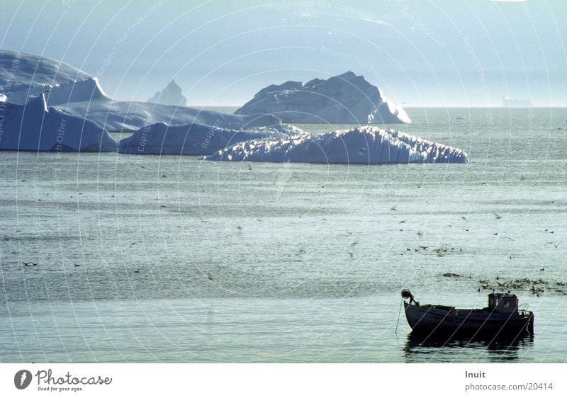 Eisberg 01 Grönland Meer Wasserfahrzeug Gegenlicht kalt