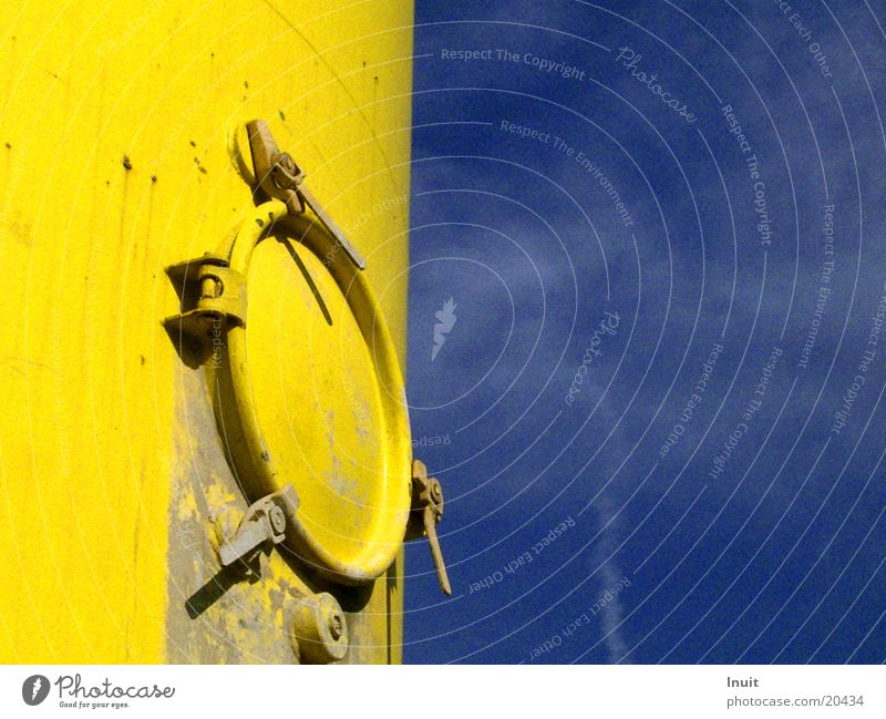 Silo gelb Luke Elektrisches Gerät Technik & Technologie Himmel blau Mörtelsilo Kontrast Tür