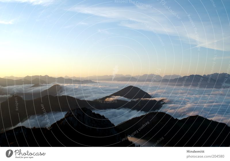 Schlicht: Sonnenaufgang Himmel Wolken Horizont Sommer Schönes Wetter Alpen Berge u. Gebirge Gipfel ästhetisch außergewöhnlich fantastisch hell hoch schön blau