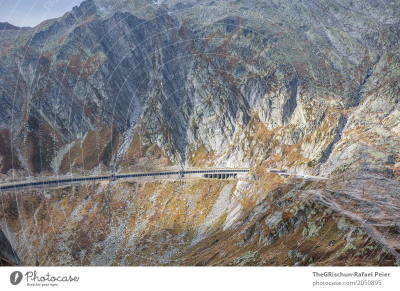 Gotthard Umwelt Natur Landschaft braun grau schwarz silber weiß Schweiz Straße Tunnel Pass Berge u. Gebirge Reisefotografie Durchgang massiv Felsen Autofahren