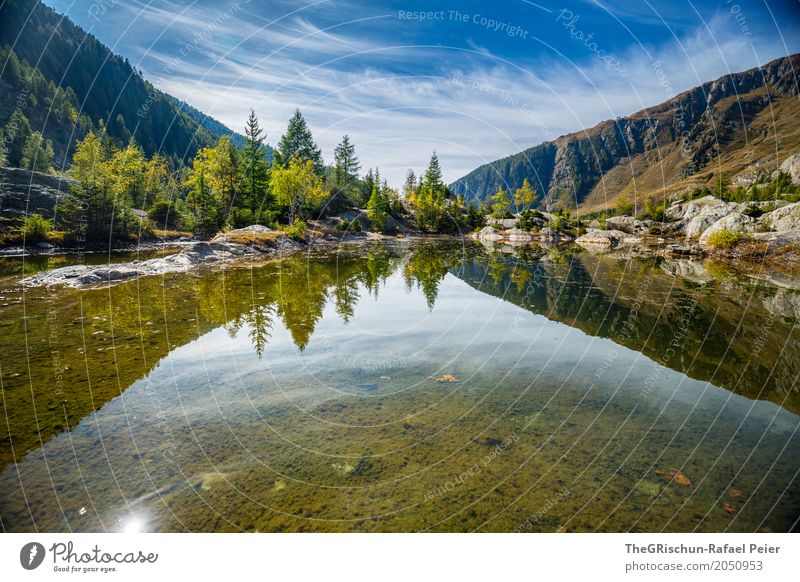 See Umwelt Natur blau grün weiß Reisefotografie wandern Berge u. Gebirge Wald Wasser Baum durchsichtig Reflexion & Spiegelung Schweiz Kanton Wallis Stein Wolken