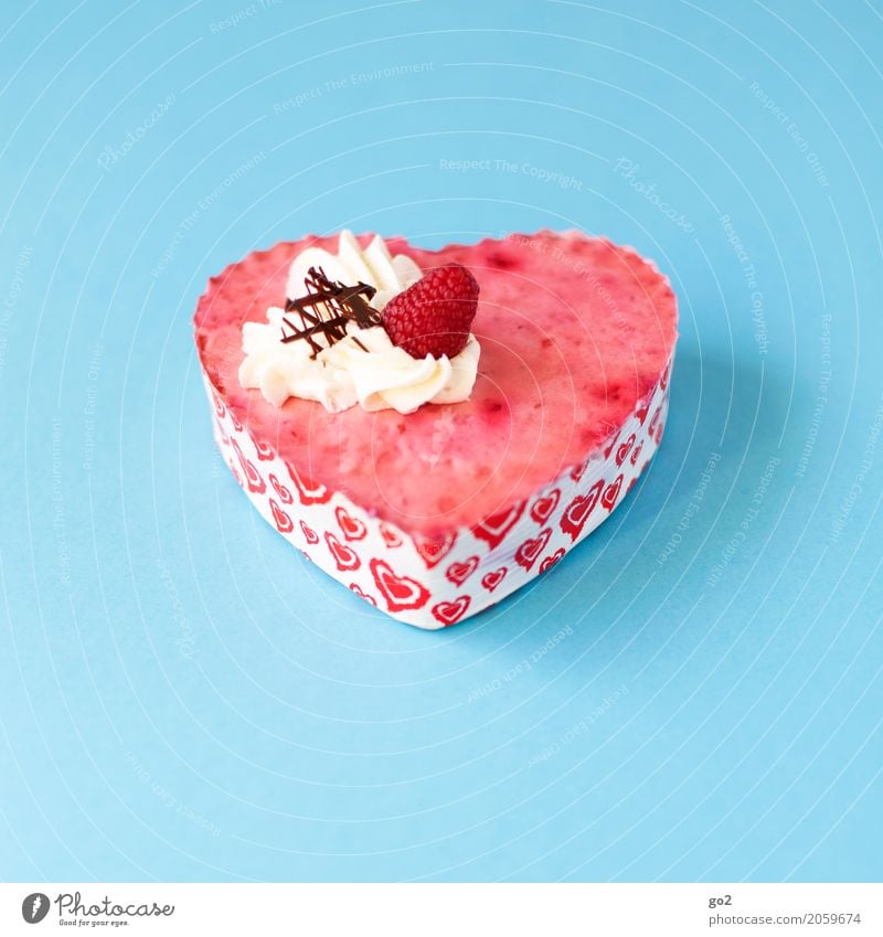 Süßes Geschenk Lebensmittel Teigwaren Backwaren Süßwaren Kuchen Erdbeeren Erdbeertorte Ernährung Essen Kaffeetrinken Feste & Feiern Valentinstag Muttertag