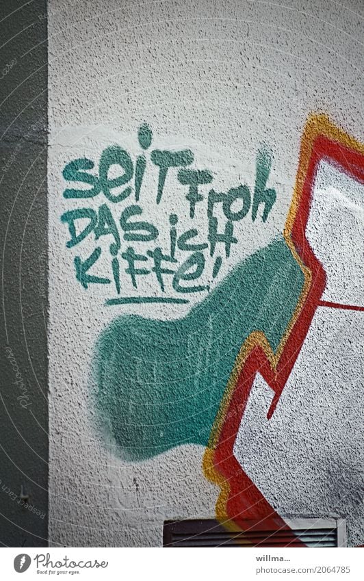 ich kiffe - seit froh, mann! kiffen Subkultur Mauer Wand Graffiti Drogensucht Rechtschreibung Text Fassade Schriftzeichen