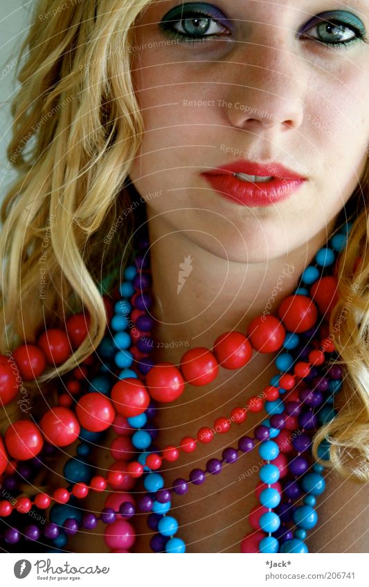 Lèvres Rouges Stil Lippenstift feminin Mund 1 Mensch blond Locken beobachten ästhetisch außergewöhnlich exotisch fantastisch mehrfarbig violett Zufriedenheit