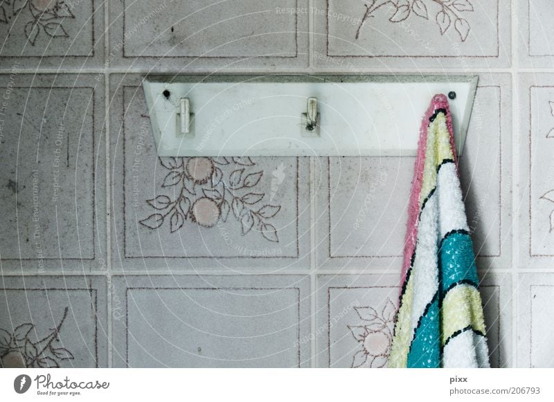 Kombinationsfreude Kunststoff hängen authentisch retro stagnierend Handtuch Handtuchhaken Küchenhandtücher PVC gestreift Farbfoto Innenaufnahme