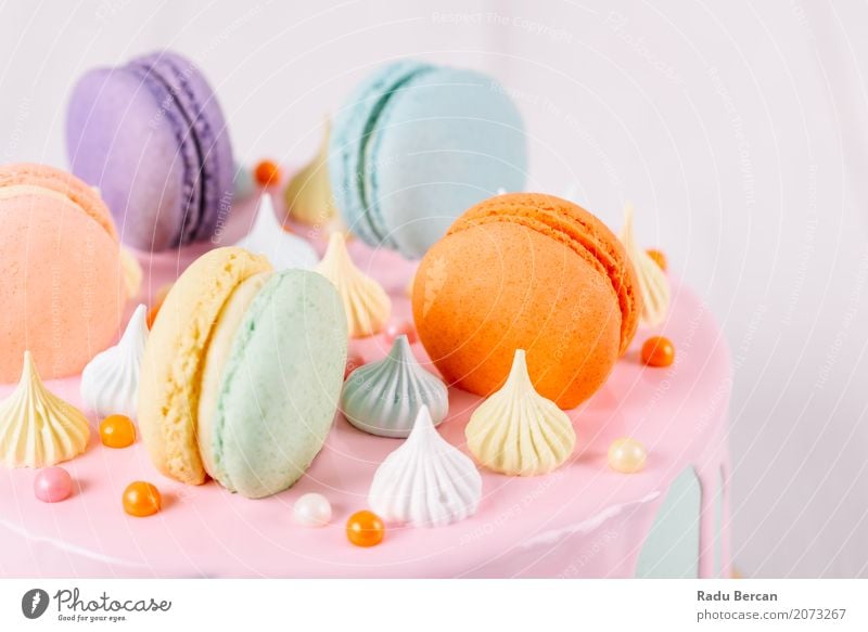 Bunter Macaron-Geburtstags-Kuchen und süßer Süßigkeits-Belag Lebensmittel Dessert Süßwaren Ernährung Essen Veranstaltung Feste & Feiern Gastronomie Diät Fressen