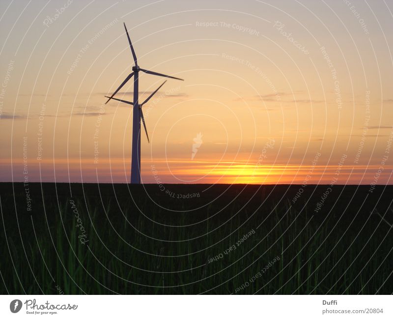 Ölkriese I - Windenergie Windkraftanlage Sonnenuntergang Langzeitbelichtung träumen genießen Romantik