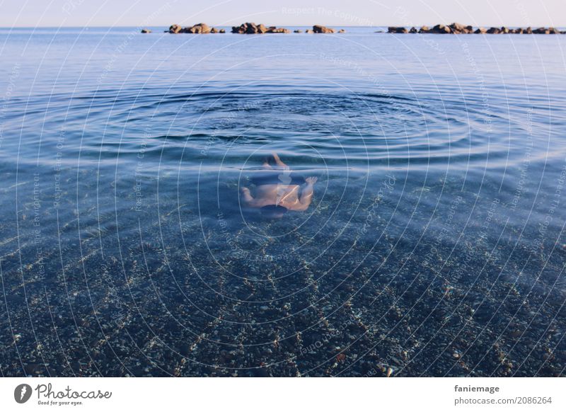 Cinque Terre VII Lifestyle Freizeit & Hobby Mensch maskulin Körper 1 Schwimmen & Baden tauchen Mittelmeer Klarheit durchsichtig Italien mediterran Kieselsteine