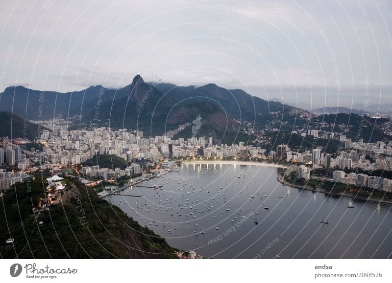 Rio de Janeiro Ferien & Urlaub & Reisen Tourismus Ausflug Abenteuer Ferne Freiheit Sightseeing Städtereise Berge u. Gebirge Wolken Nachthimmel schlechtes Wetter