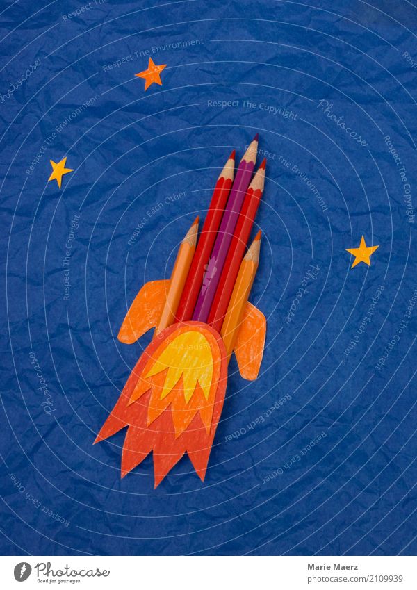 Rakete aus Buntstiften Bildung Schule lernen machen Coolness Erfolg Neugier blau mehrfarbig Vorfreude Begeisterung Kraft Mut Leidenschaft Interesse einzigartig