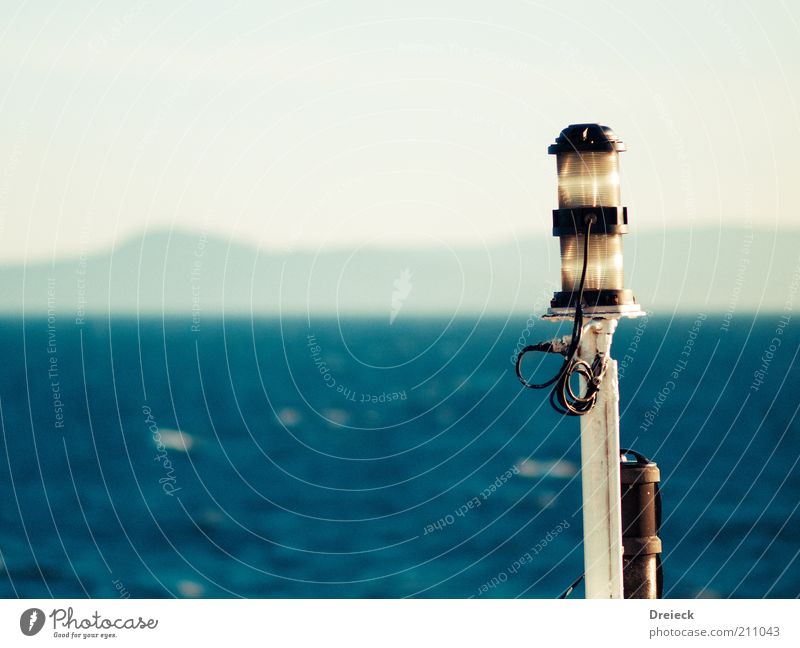 Wasserkopf Meer Umwelt Sommer Isle of Arran Schottland Europa Schifffahrt Bootsfahrt Wasserfahrzeug An Bord Ferien & Urlaub & Reisen blau weiß Lampe