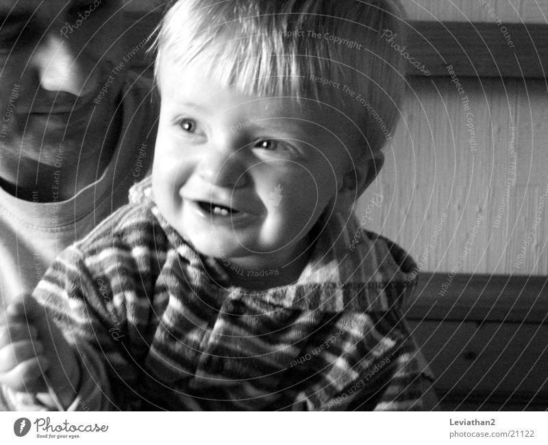'Essen' II Kind Kleinkind Löffel Gesichtsausdruck Mensch Junge Ernährung Schalen & Schüsseln grinsen frech lachen Freude