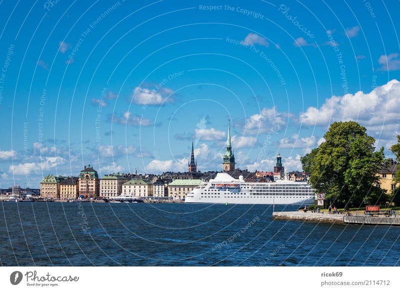 Blick auf die schwedische Hauptstadt Stockholm Erholung Ferien & Urlaub & Reisen Tourismus Haus Wolken Küste Ostsee Stadt Gebäude Architektur Sehenswürdigkeit