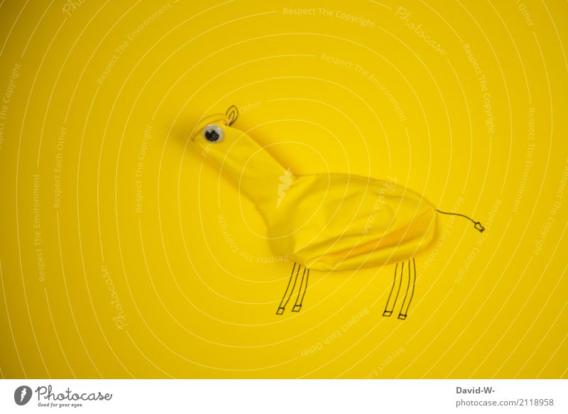 lustige Kreatur entworfen Wesen gelb Giraffe Luftballon witzig kreativ Tier Monster Pferd basteln Kunst