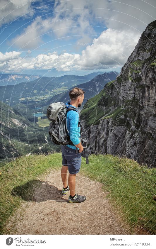 auf dem mangart Freizeit & Hobby wandern Sport Klettern Bergsteigen Erfolg Mensch maskulin Mann Erwachsene 1 Umwelt Landschaft Felsen Alpen Berge u. Gebirge
