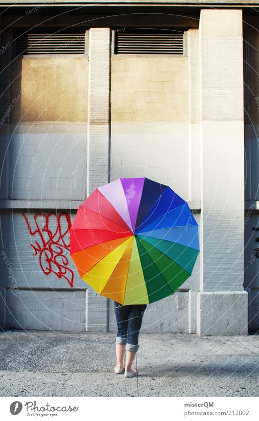City of Contrasts. ästhetisch regenbogenfarben Schirm Regenschirm Kontrast Jugendliche modern Perspektive Eyecatcher Fassade Idee Kreativität Frau Farbfleck