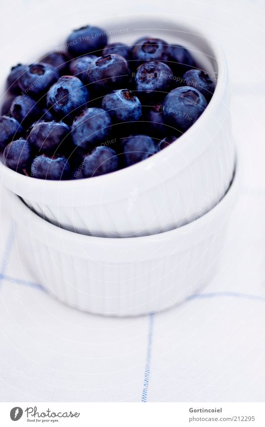 Dessert bleu Lebensmittel Frucht Ernährung Schalen & Schüsseln lecker süß blau Blaubeeren Beeren fruchtig Gesundheit Foodfotografie Farbfoto Nahaufnahme