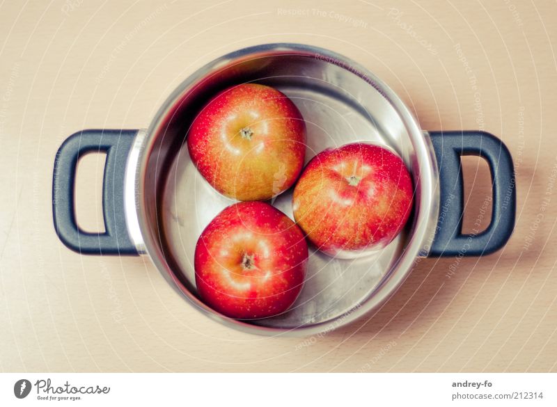 Äpfel zum Kochen. Gesundheit Metall rund braun rot silber Apfel Topf Gesunde Ernährung kochen & garen reif lecker Vegetarische Ernährung Vegane Ernährung