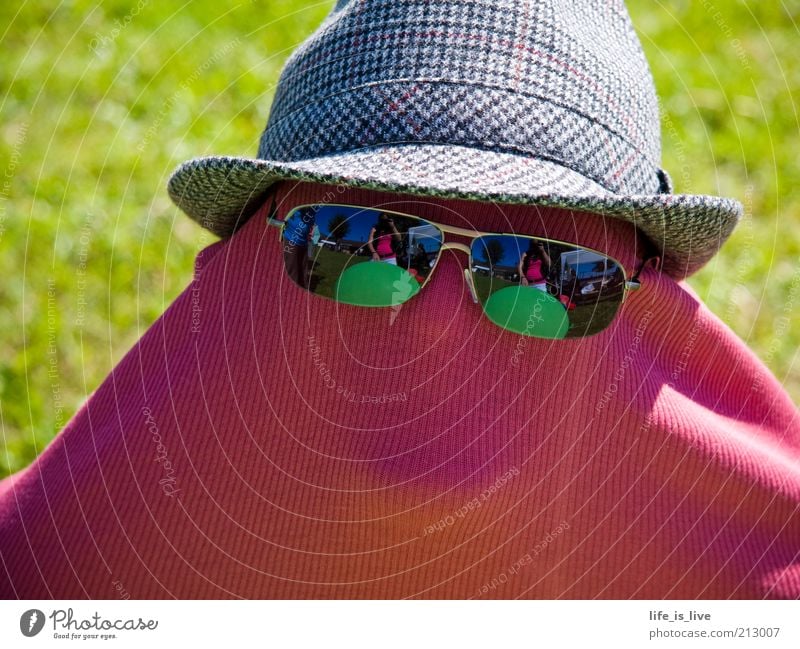das wahre "ICH" Maske verstecken Hut Sonnenbrille anonym vermummt unerkannt fremd Karneval einzigartig außergewöhnlich Kreativität unkenntlich unsichtbar