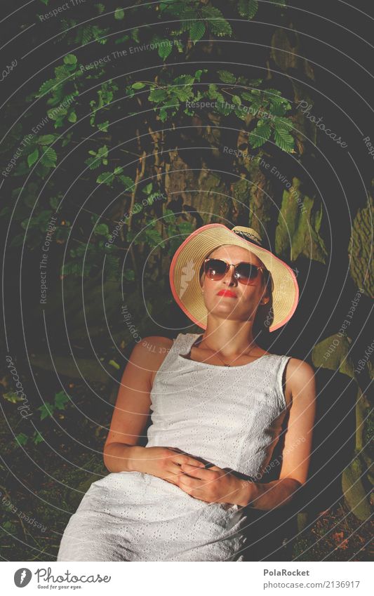 #A# Sonne unter'm Baum Mode Bekleidung ästhetisch Kleid Hut Sonnenhut Sonnenbrille Frau liegen Pause ausruhend Erholung Park angelehnt Model Körperhaltung