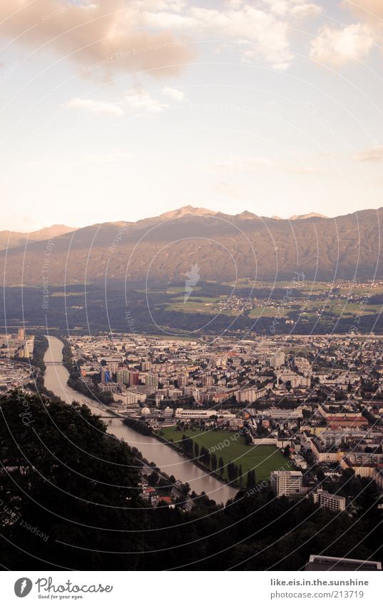 Innsbruck Erholung ruhig Ferien & Urlaub & Reisen Tourismus Ausflug Ferne Freiheit Sommer Sommerurlaub Berge u. Gebirge Umwelt Natur Landschaft Himmel Wolken