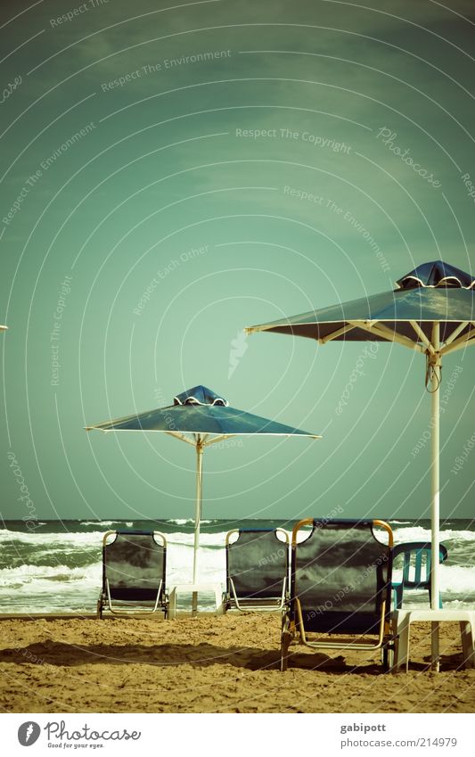 sonnenplätzchen ausgeweitet Ferien & Urlaub & Reisen Sommer Sommerurlaub Sonnenbad Strand Meer Insel Kreta Griechenland frei Glück heiß blau grün Lebensfreude
