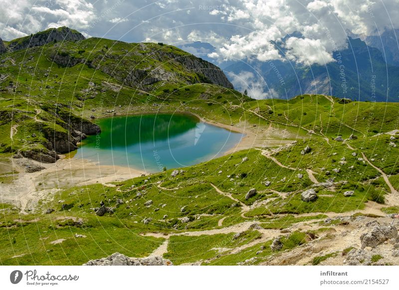 Dolomiten Lago Coldai Ferien & Urlaub & Reisen Abenteuer Sommer Berge u. Gebirge wandern Natur Landschaft Wasser Hügel Alpen See natürlich wild blau grün türkis