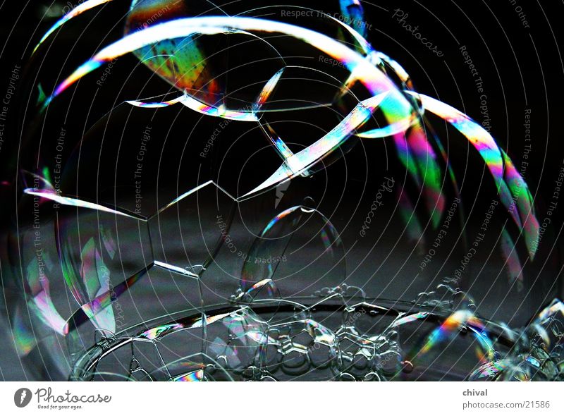 Seifenblasen 5 Reflexion & Spiegelung Regenbogen Wasser Farbe Kontrast Interferenz