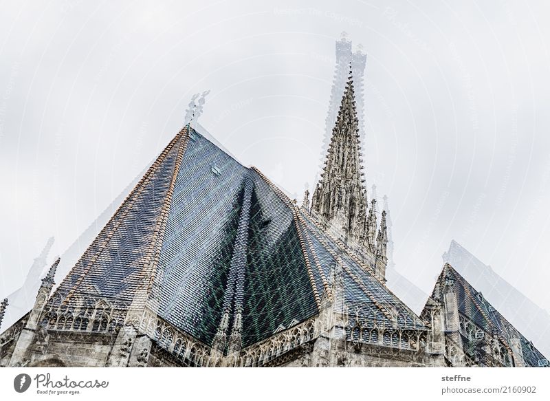 Around the World: Wien Kirche Dom Religion & Glaube Österreich Doppelbelichtung dreifachbelichtung Farbfoto Gedeckte Farben Außenaufnahme Experiment