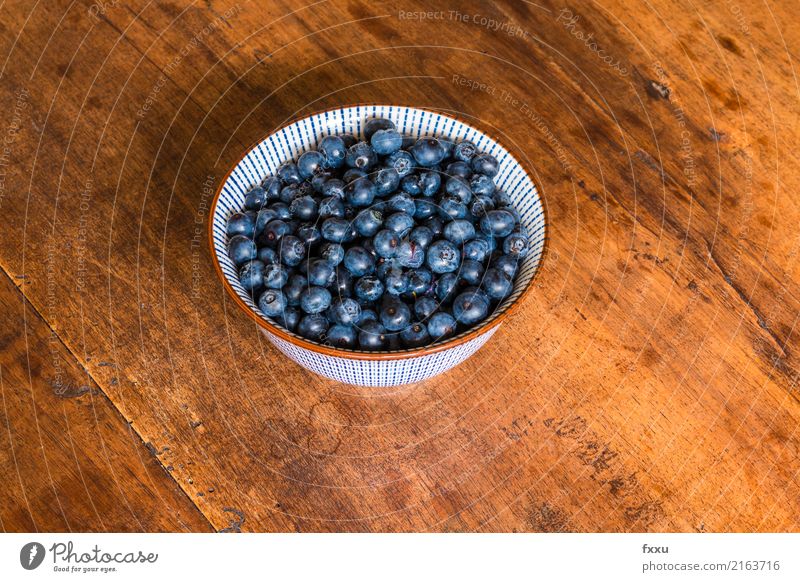 Heidelbeeren Blaubeeren Beeren blau Frucht Vitamin lecker Gesundheit süß Lebensmittel Gesunde Ernährung Essen Natur Wald frisch Dessert schön