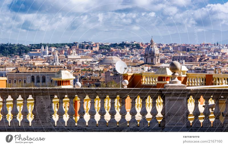 Ansicht von Rom durch eine Marmorgeländer Ferien & Urlaub & Reisen Tourismus Sightseeing Landschaft Himmel Wolken Horizont Herbst Baum Hügel Stadt Skyline