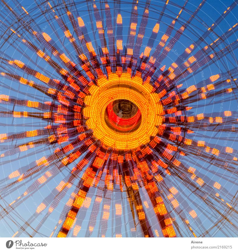 nach der dritten Maß Feste & Feiern Oktoberfest Jahrmarkt Festbeleuchtung Lichtermeer Kreis Rad drehen leuchten gigantisch rund blau mehrfarbig orange rot