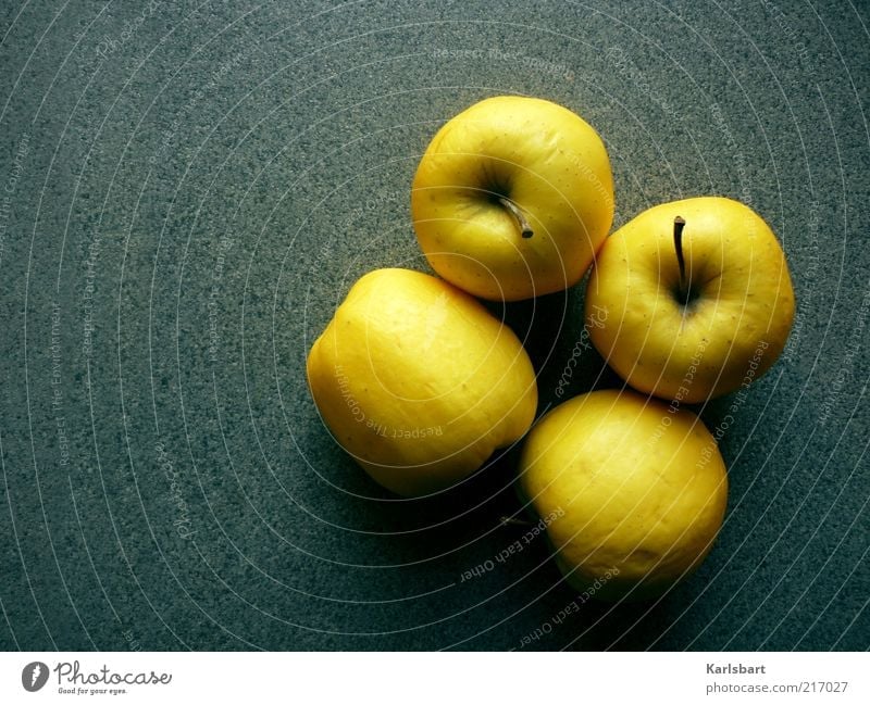 4apples Lebensmittel Frucht Apfel Ernährung Bioprodukte Vegetarische Ernährung Diät Gesundheit Stein frisch gelb Farbe Farbfoto mehrfarbig Innenaufnahme