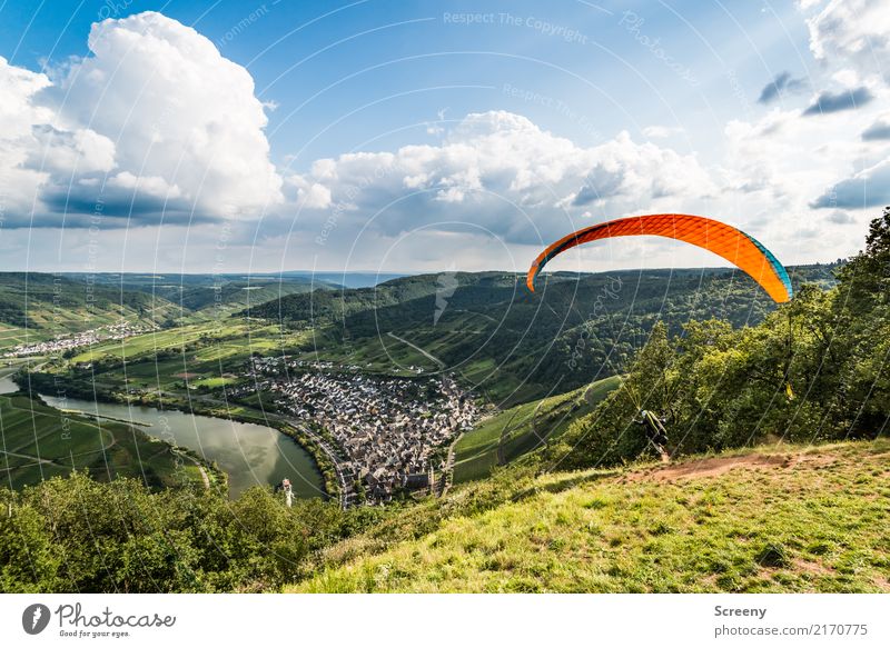 Und los geht's... Ferien & Urlaub & Reisen Tourismus Ausflug Abenteuer Freiheit Sport Gleitschirmfliegen Natur Landschaft Himmel Wolken Sonne Sommer