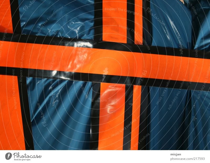 Trashfactor | Coming Soon Kreuz glänzend Design Ordnung Klebeband Müll blau orange schwarz Linie graphisch Kontrast mehrfarbig verbinden Sack Kunststoff Folie