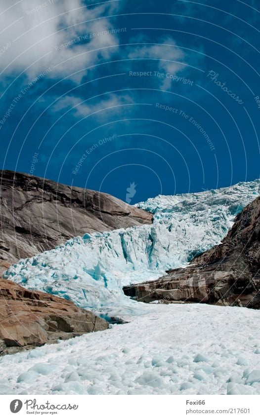 Eiszeit Berge u. Gebirge Natur Himmel Wolken Klimawandel Frost Gletscher Stein Kristalle außergewöhnlich gigantisch blau braun weiß Kraft Neugier gefährlich