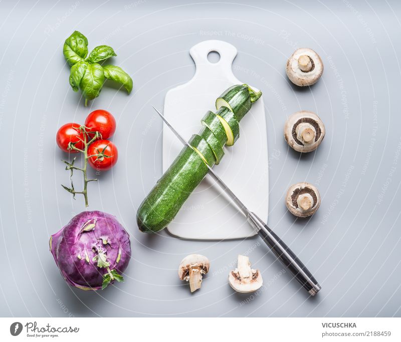 Gesundes Essen Konzept Lebensmittel Gemüse Ernährung Bioprodukte Vegetarische Ernährung Diät Geschirr Messer Stil Design Gesundheit Gesunde Ernährung Kohlrabi